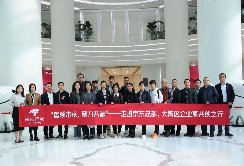 En mayo de 2024, FiberWDM fue invitado a ingresar a la sede de JD en Beijing.